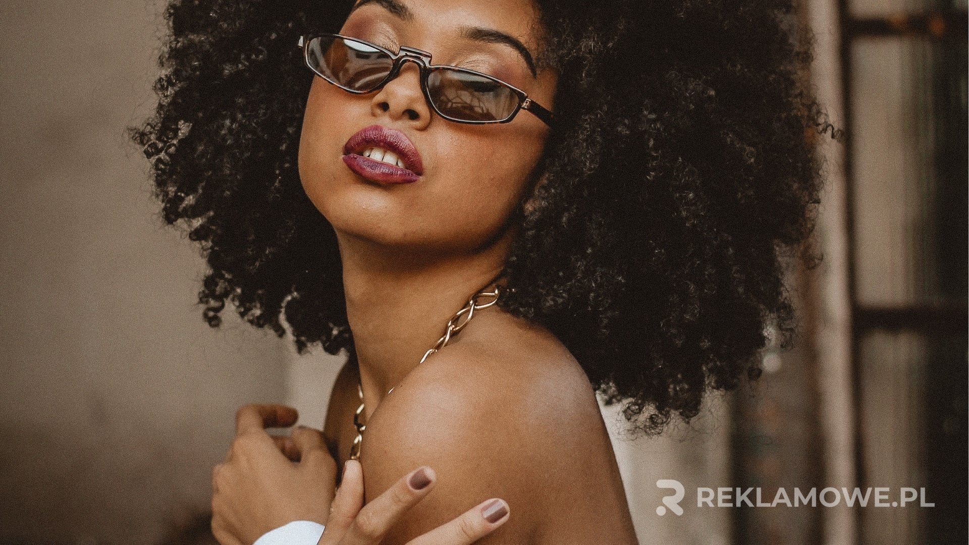 Najnowsze trendy w projektowaniu okularów reklamowych w 2026 roku